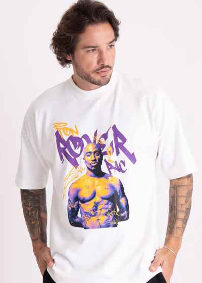 Camiseta Masculina Oversized Estampada 2Pac Off White